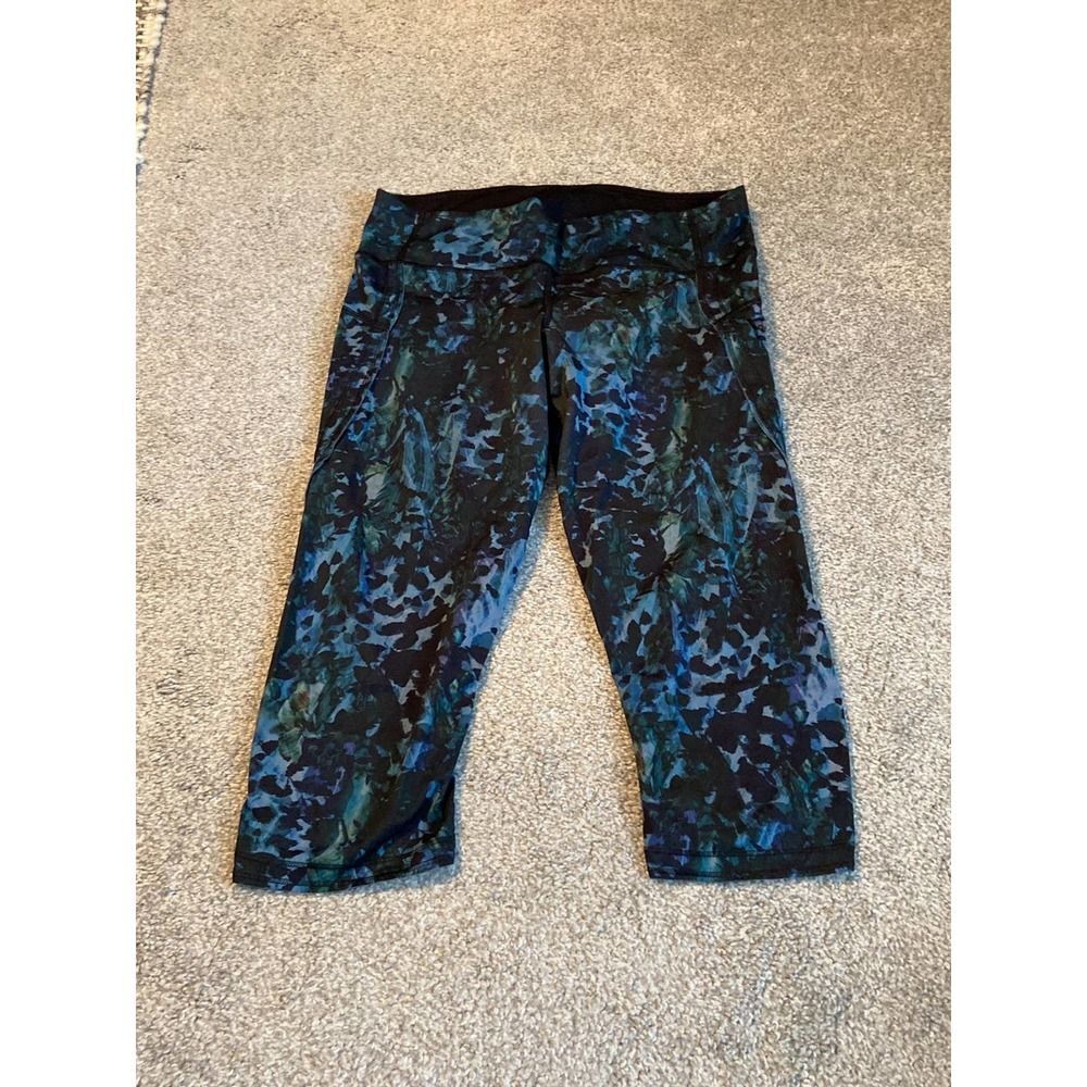 Lululemon crop leggings‎ size 8